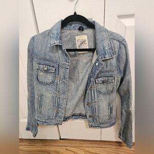 J.Crew Women's Size XS Lightweight Classic Distressed Denim Jacket Chest Pockets
